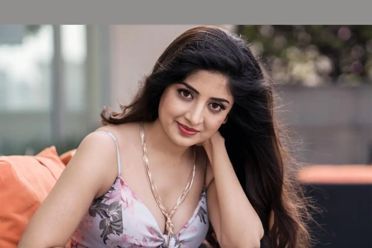 Hello Telugu - Poonam Kaur