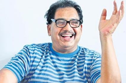 Hello Telugu - Director Vamsy Shocking