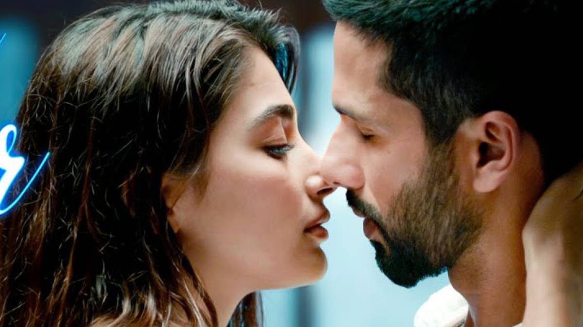 Hero Shahid Kapoor-Pooja